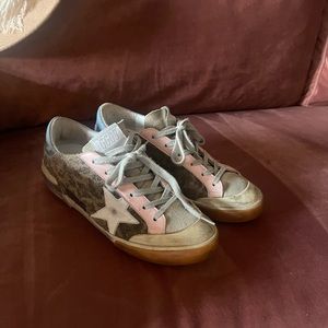 Golden Goose sneakers! These are my fav! I am ready to buy a different pair!